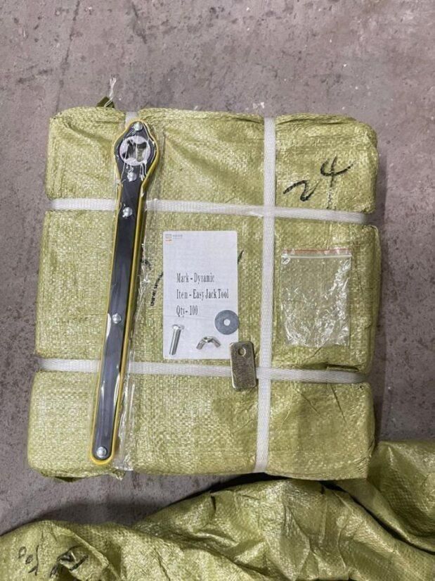 Alloy Steel Car Jack & Lug Wrench Kit – Manual Repair Tool Kit