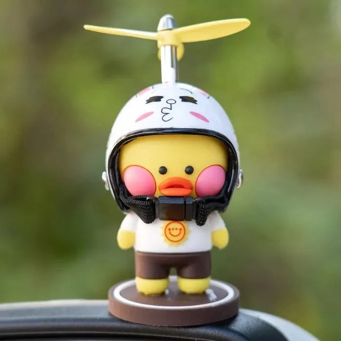 Cute Duck Dashboard Ornament with Helmet & Propeller – Cartoon Car Interior Decoration
