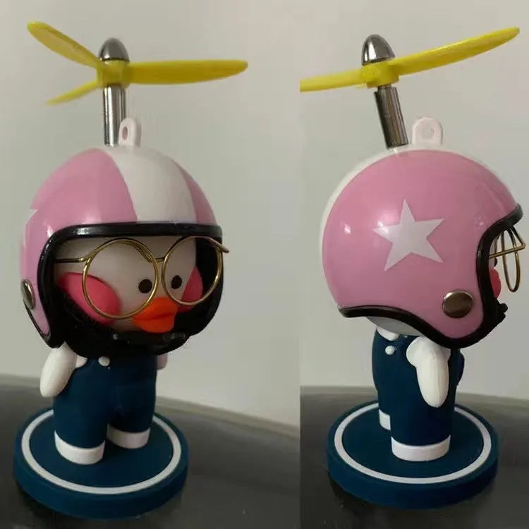 Cute Duck Dashboard Ornament with Helmet & Propeller – Cartoon Car Interior Decoration